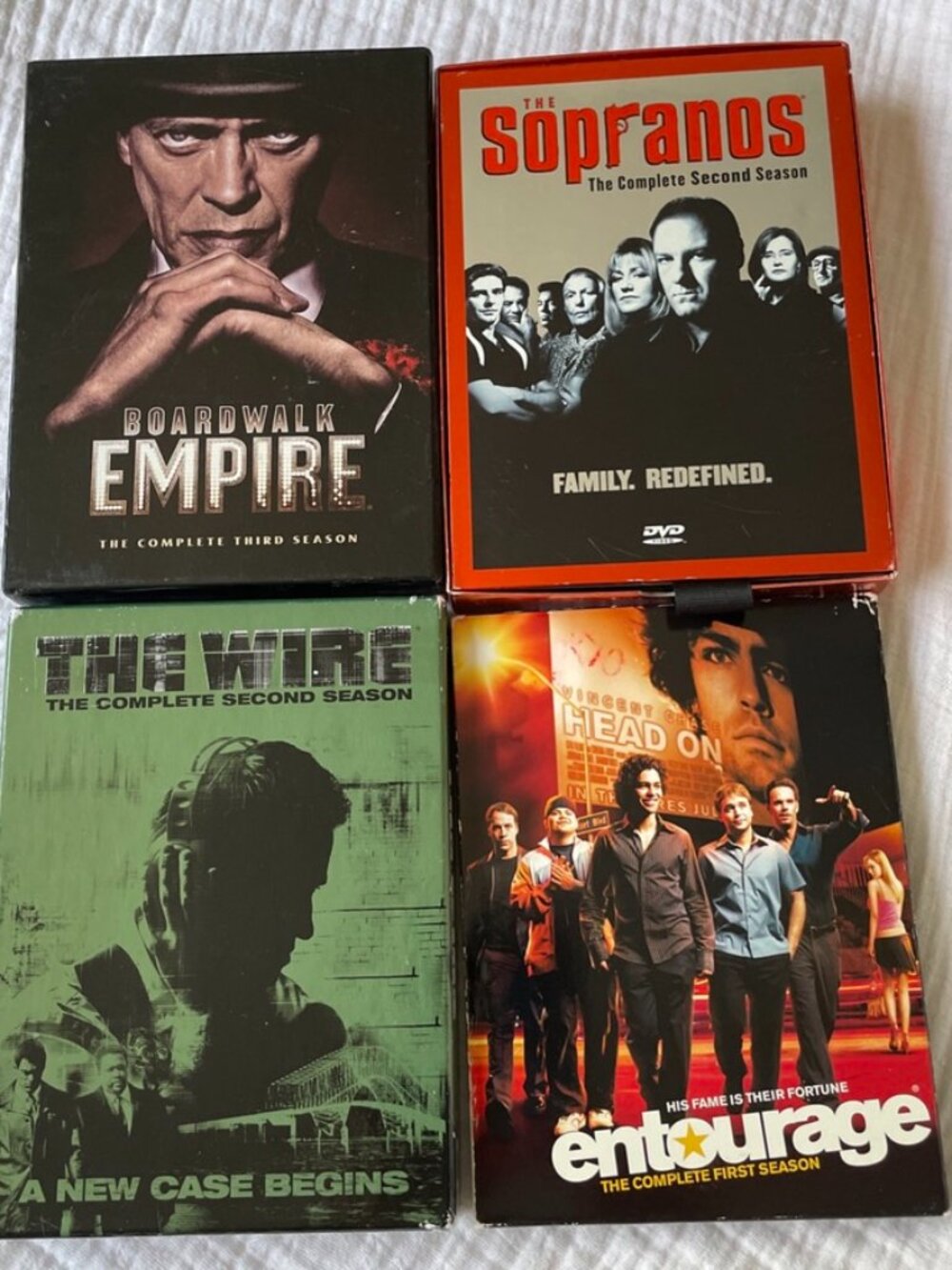 Lot HBO Box Sets: Sopranos S2, Boardwalk Empire S3, The Wire S2, Entourage S1